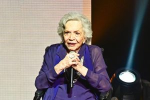 Prêmio Bibi Ferreira faz homenagem à Nathalia Timberg e premia os melhores espetáculos do ano. Confira!